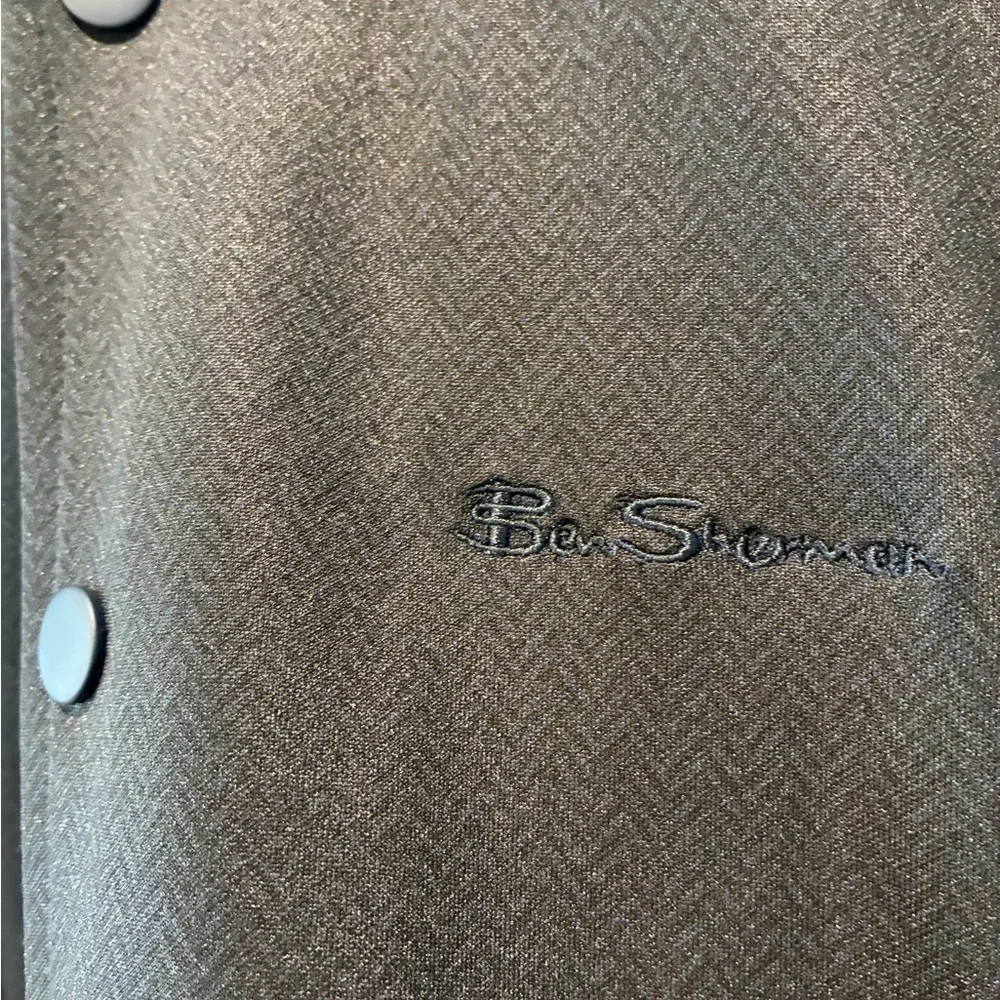 Ben Sherman Navy Bomber Jacket. Lightweight and stylish.